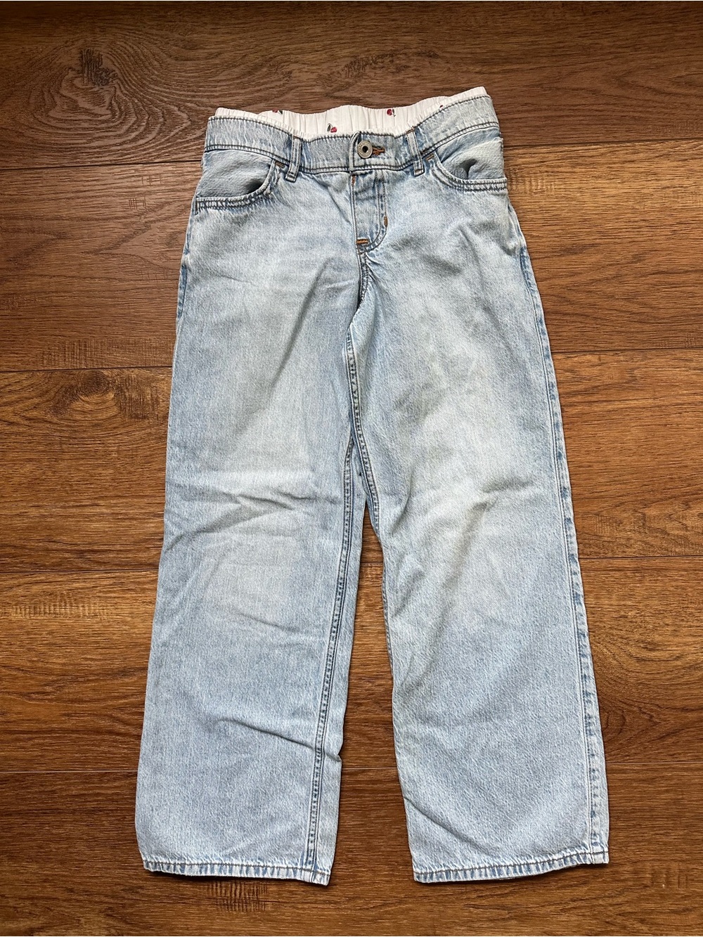abercrombie kids cherry boxer Jeans